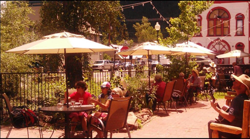 קרסטד באט The Forest Queen Hotel מראה חיצוני תמונה